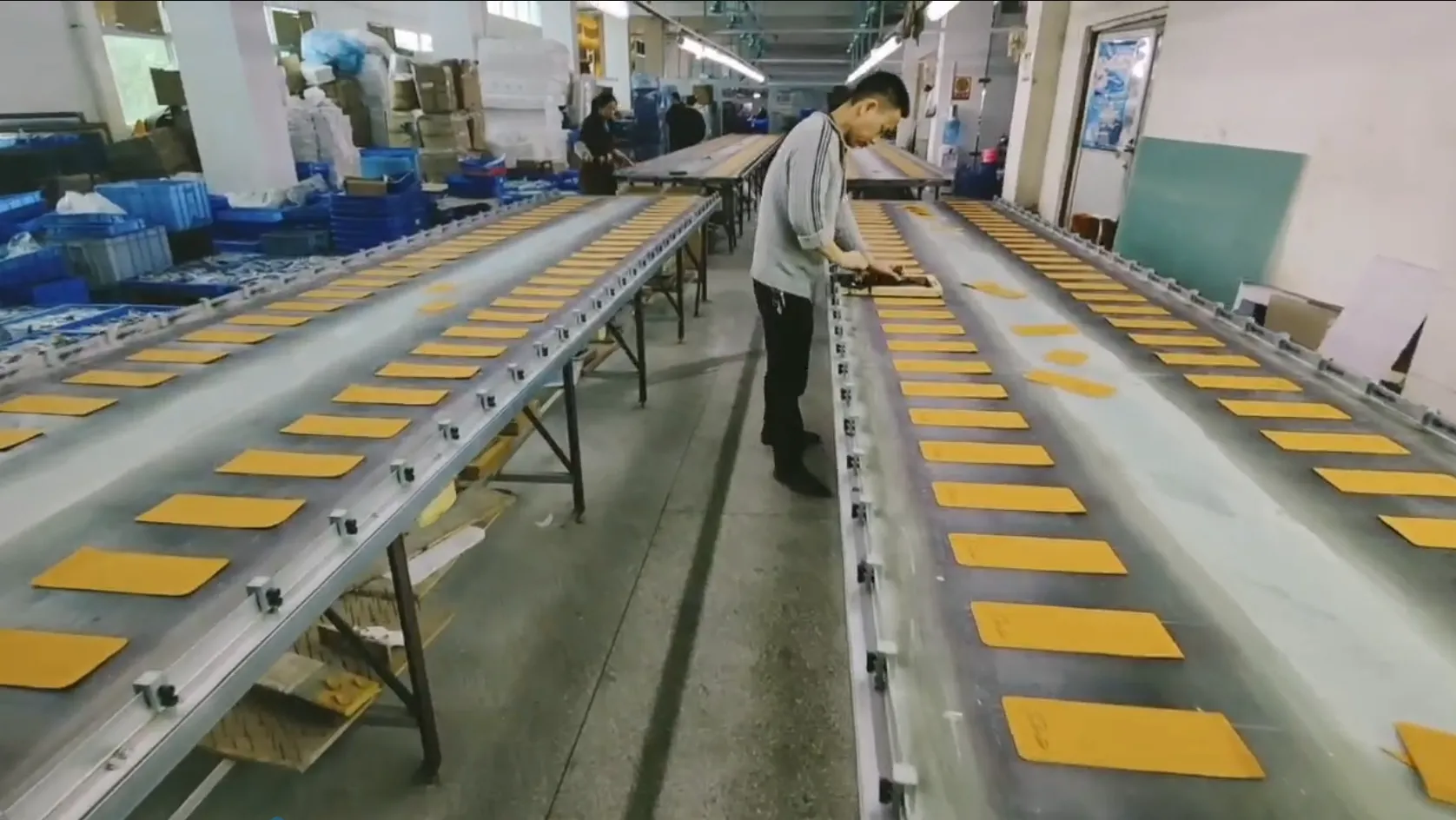 Drawstring pouch manufacturer factory production line sewing